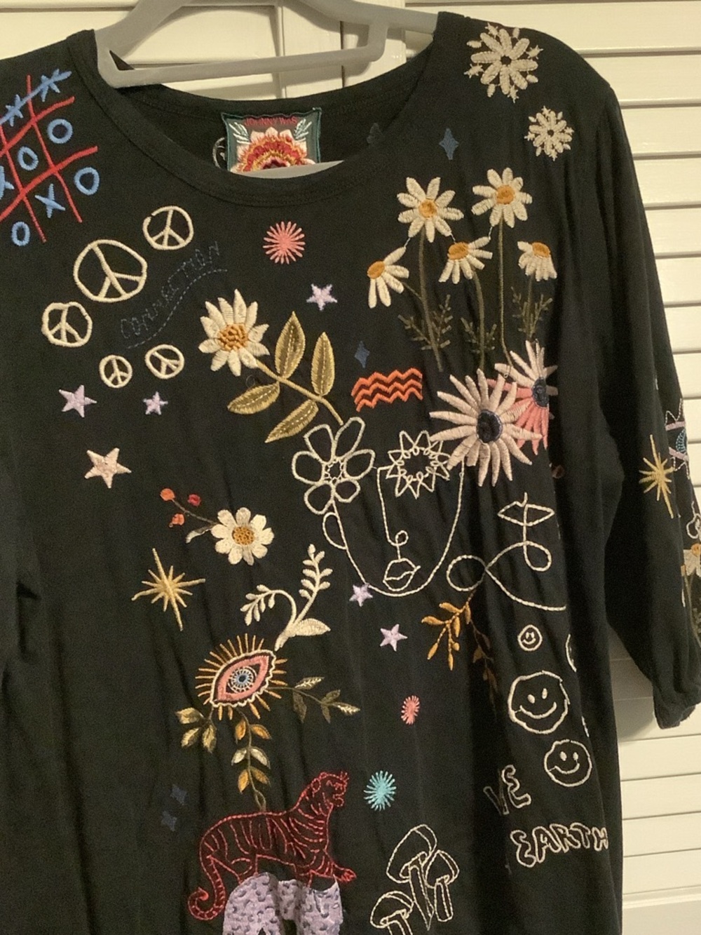 Classic Johnny Was Black Embroidered Floral & Peace knit cotton tunic/blouse
